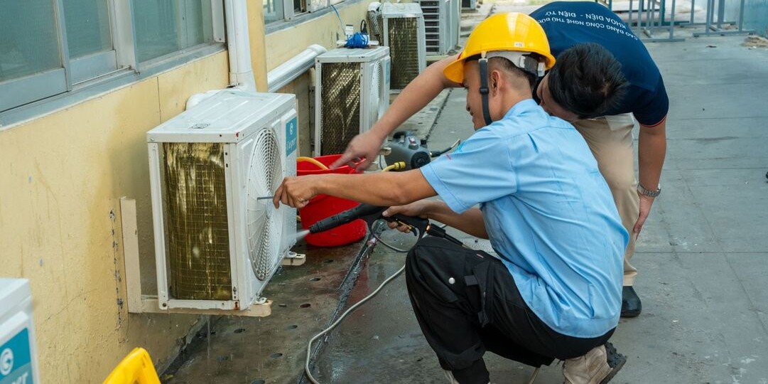 Không Chọn Đại Học Đường Mòn: Học Nghề Điện Lạnh 2026 – Đi Tắt Đón Đầu Sự Nghiệp