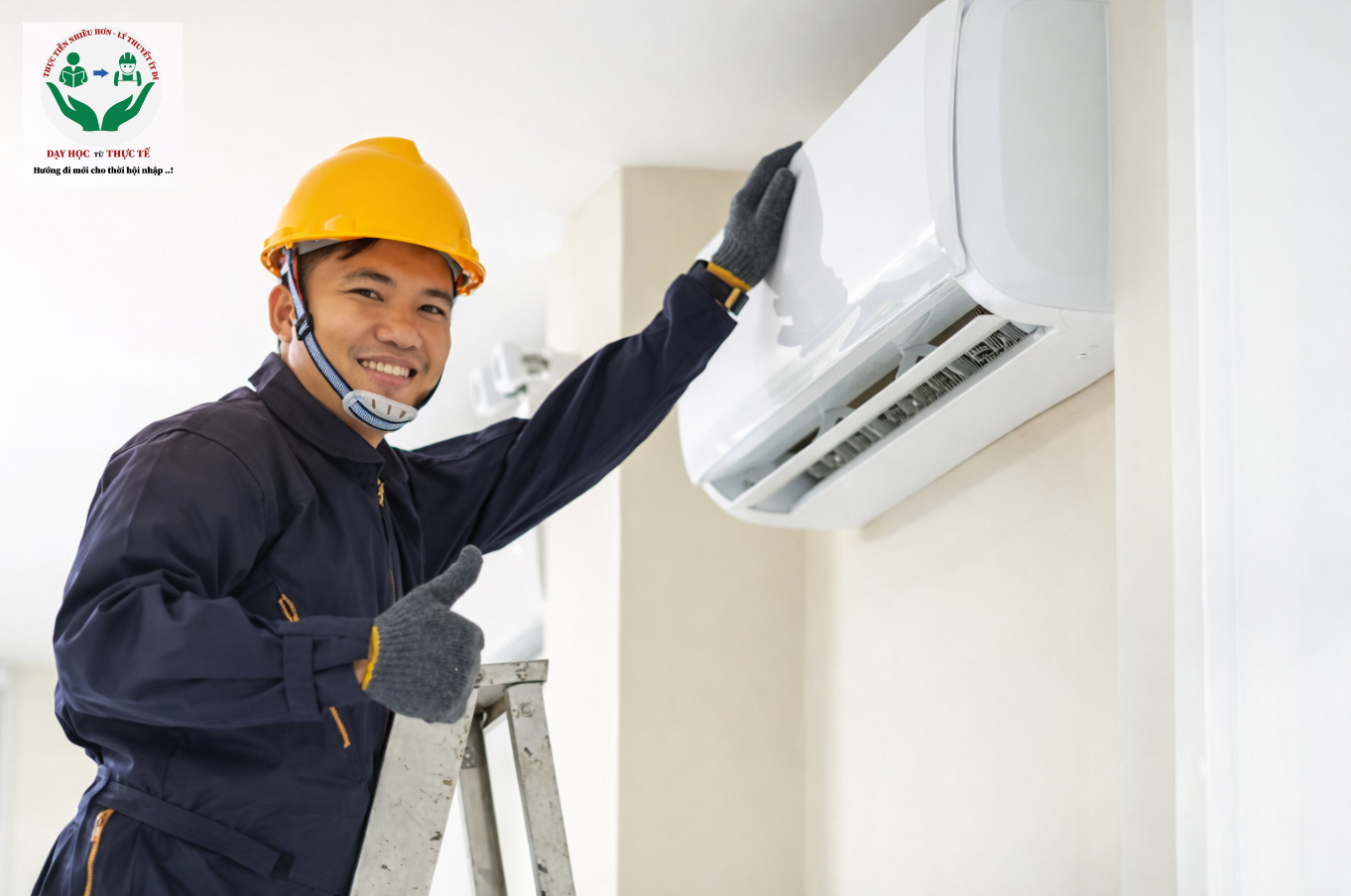 MỘT NGÀY LÀM VIỆC CỦA THỢ ĐIỆN LẠNH: NGHỀ ĐIỆN LẠNH THỰC TẾ RA SAO?